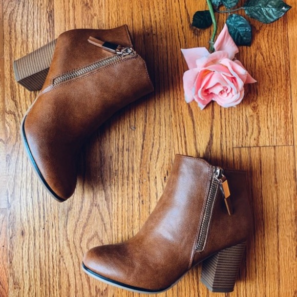 ASOS Shoes - Tan Faux Leather Side Zipper Ankle Bootie